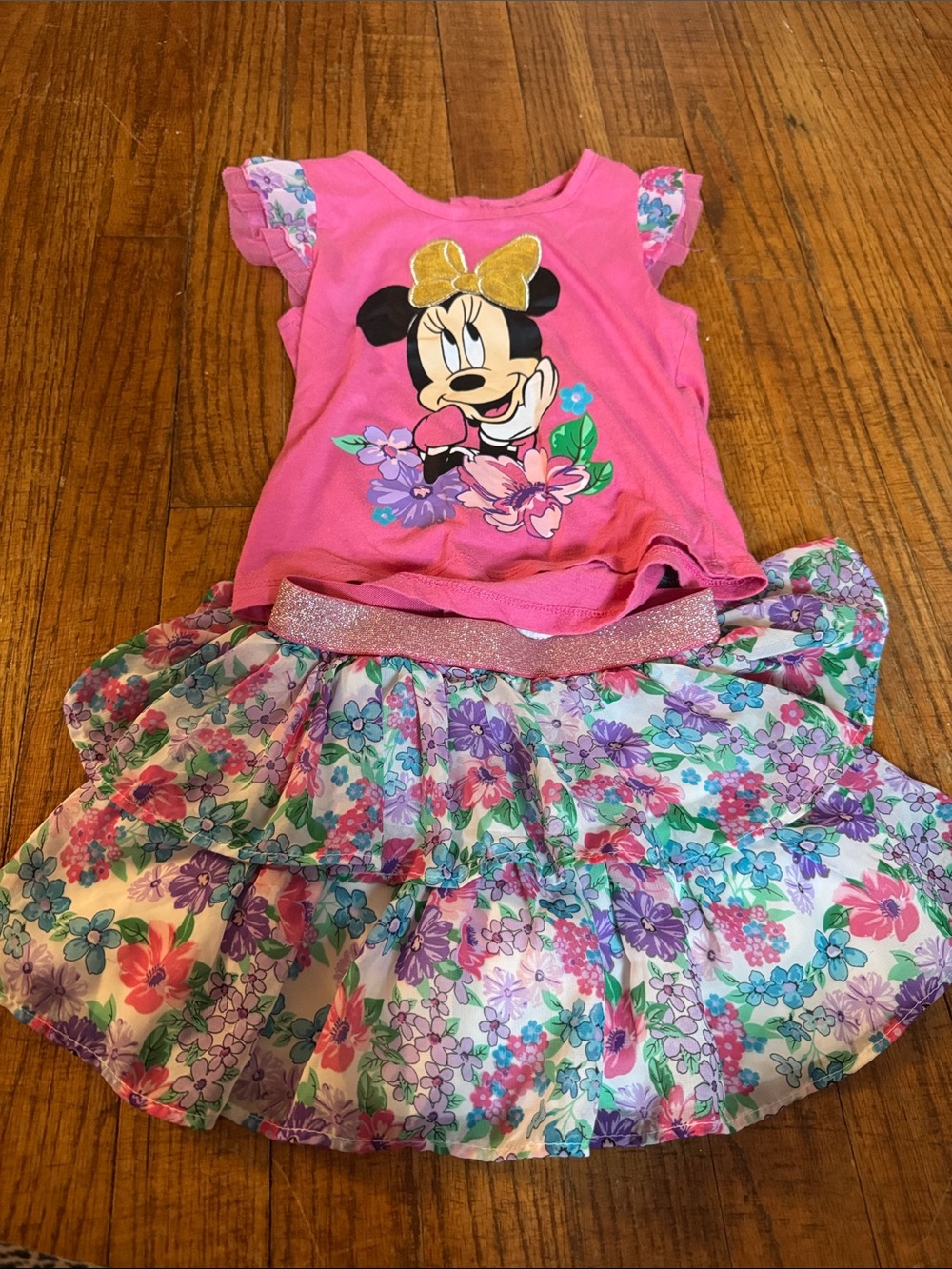 Minnie Mouse Pink Floral Tee & Skirt Set